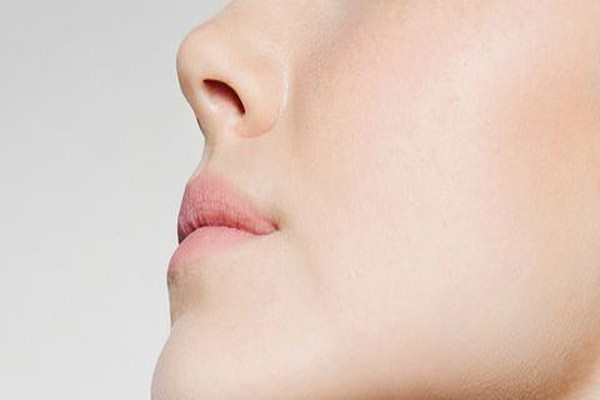 پوست معمولی از انواع پوست صورت